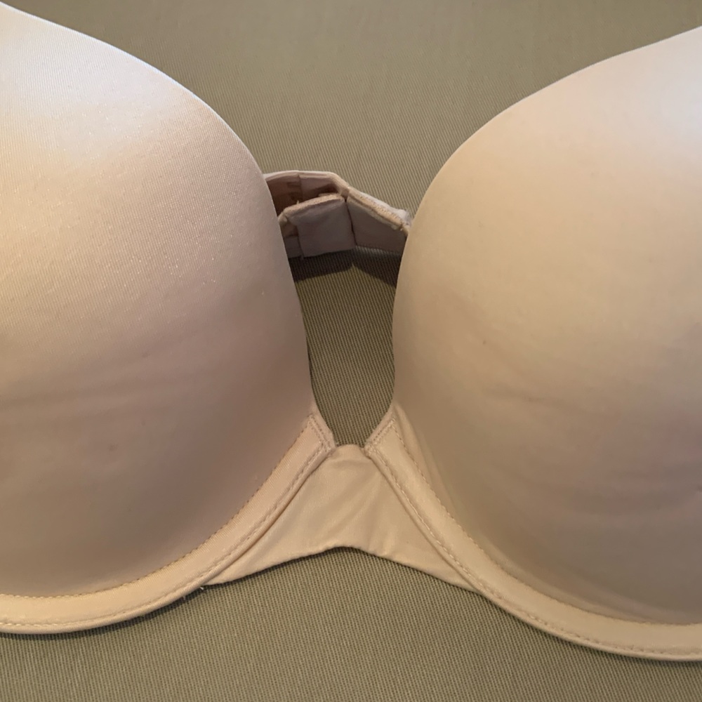 Victoria's Secret - Demi Uplift Seamless Bra (tan, 34D) *older style